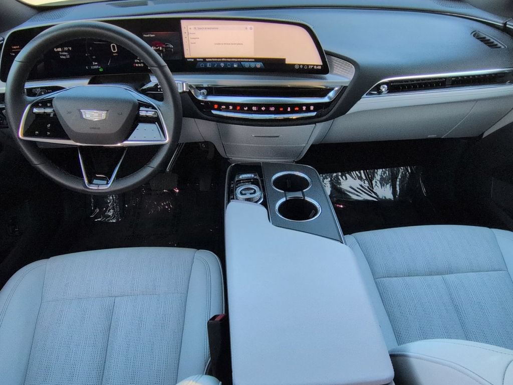 Certified 2024 Cadillac Lyriq Luxury AWD/4WD image 14