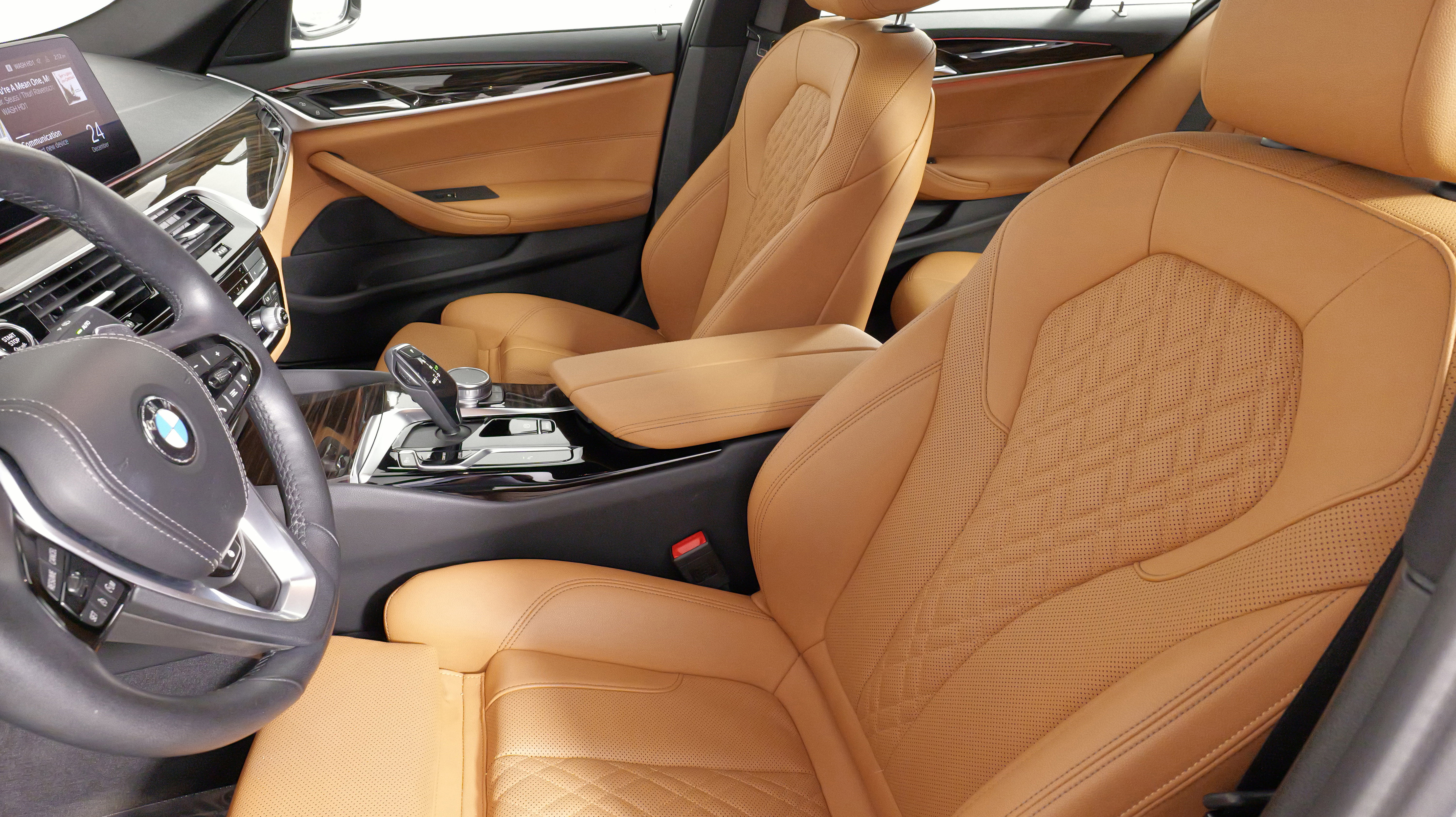 Used 2022 BMW 530i xDrive w/ Convenience Package image 30