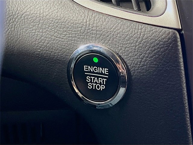 Used 2024 Ford Edge SEL image 16