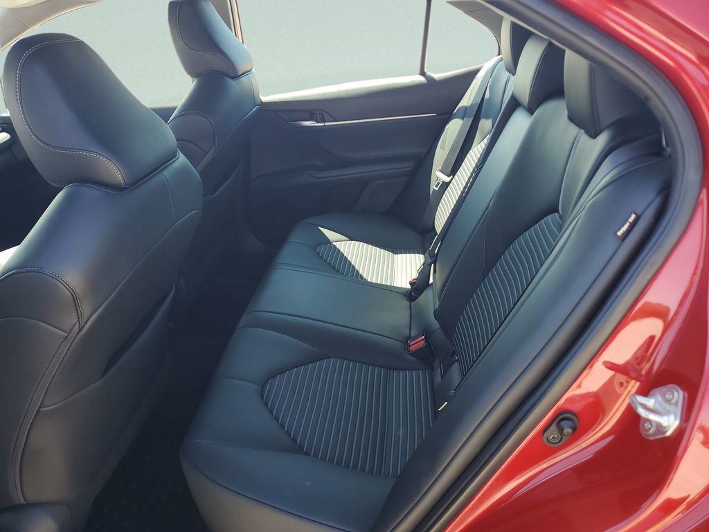 Certified 2022 Toyota Camry SE image 21