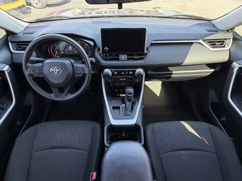 Used 2024 Toyota RAV4 XLE w/ Convenience Package FWD image 12