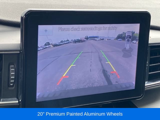 Used 2020 Ford Explorer XLT w/ Equipment Group 202A AWD/4WD image 12