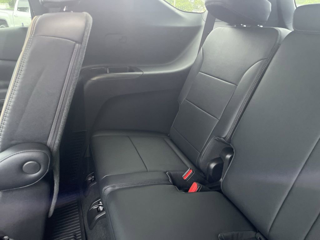 New 2026 Chevrolet Traverse High Country w/ LPO, Floor Liner Package image 53