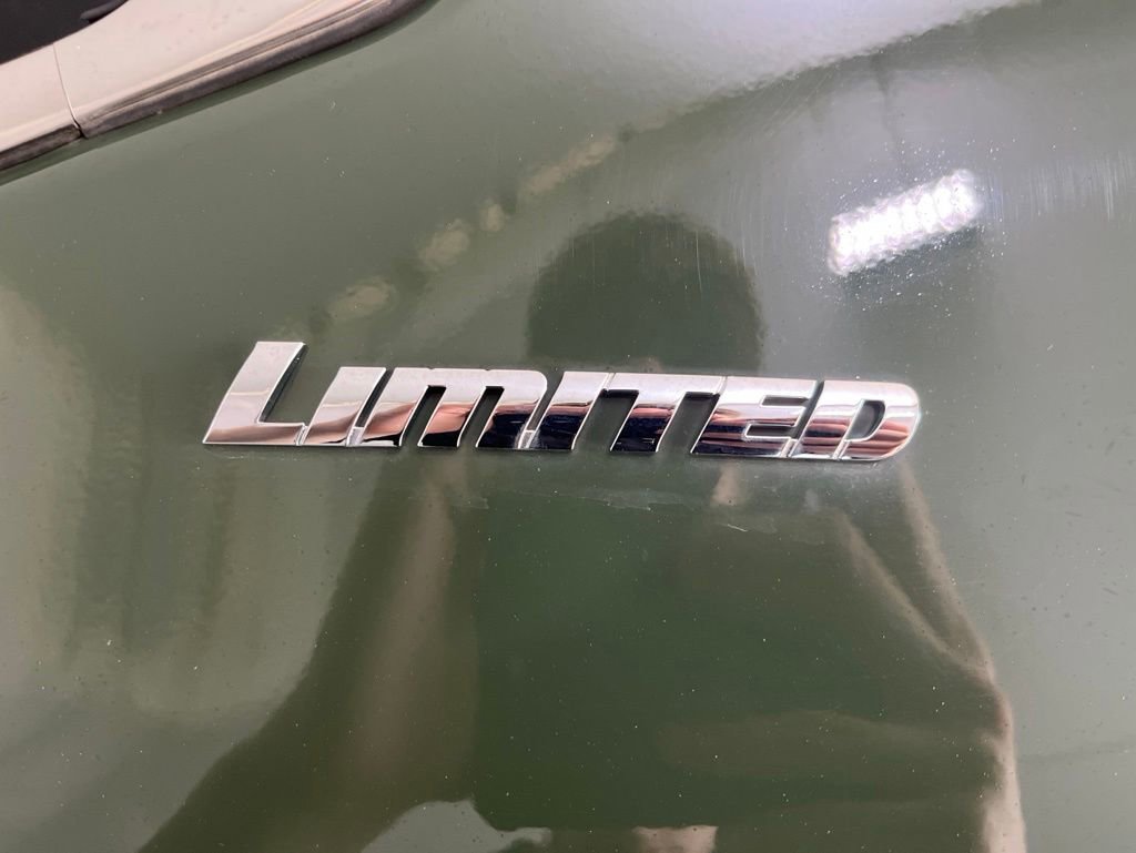 Used 2023 Toyota Tundra Limited AWD/4WD image 42