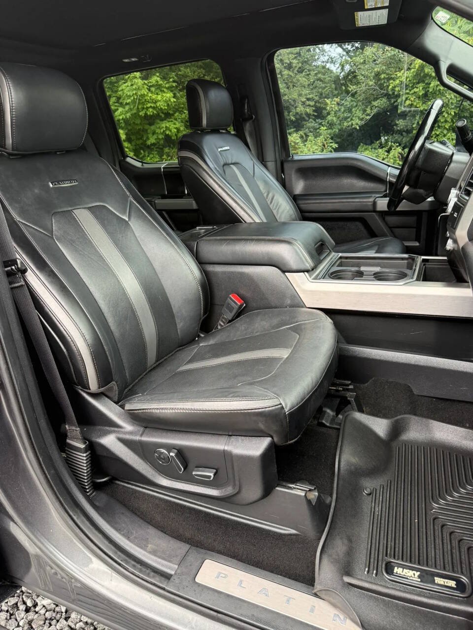 Used 2018 Ford F250 Platinum w/ Platinum Ultimate Package AWD/4WD image 26