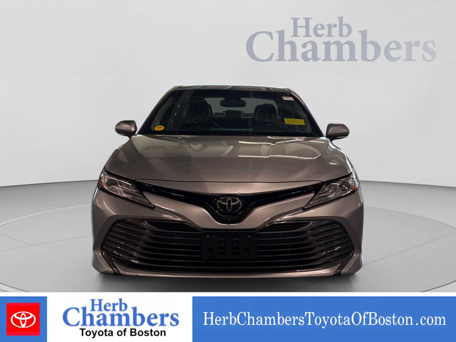 Used 2018 Toyota Camry XLE w/ Driver Assist Package FWD image 2
