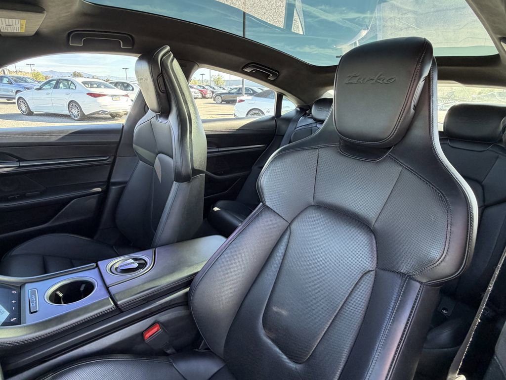 Used 2020 Porsche Taycan Turbo image 20