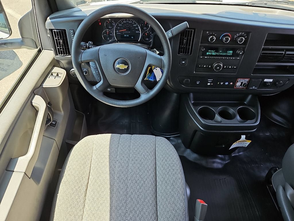 New 2026 Chevrolet Express 3500 w/ Power Convenience Package RWD image 6