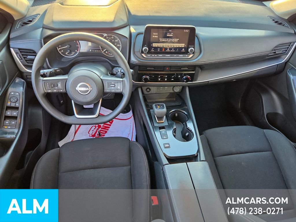 Used 2024 Nissan Rogue S image 8