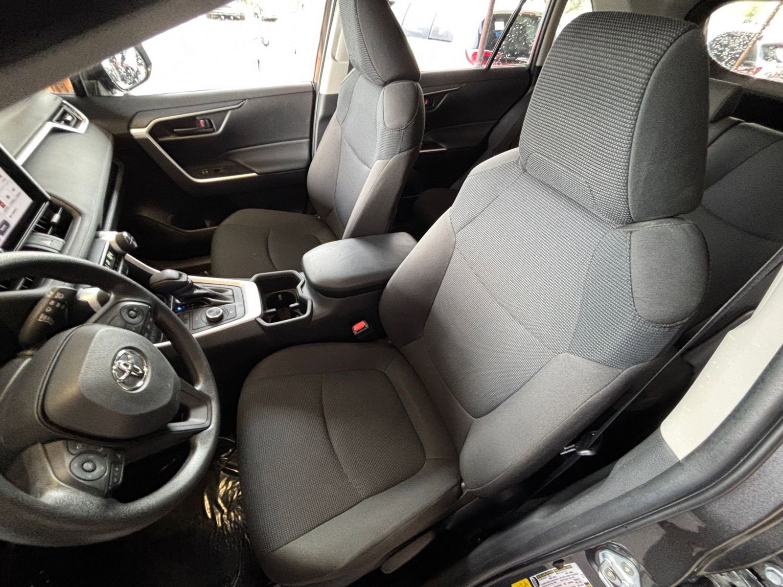 Used 2025 Toyota RAV4 LE image 36