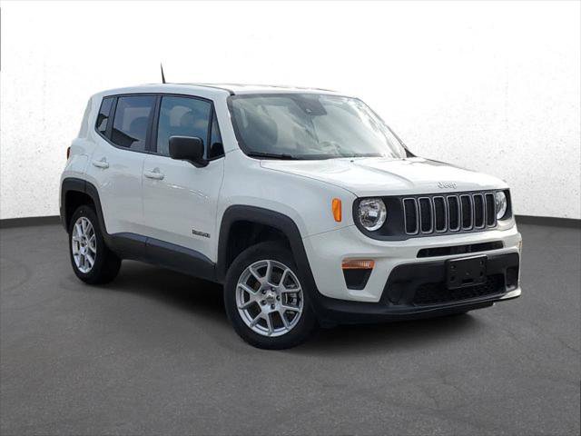 Certified 2023 Jeep Renegade Latitude image 1