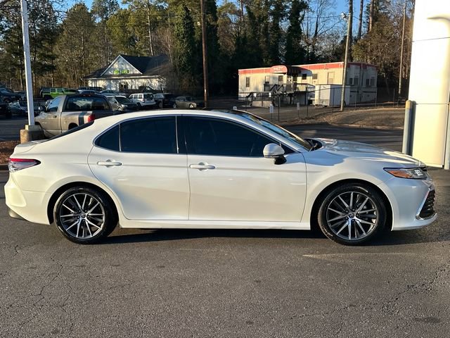 Used 2023 Toyota Camry XLE FWD image 2