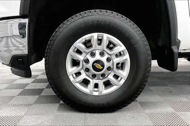Used 2024 Chevrolet Silverado 2500 W/T w/ WT/CX Safety Package AWD/4WD image 10