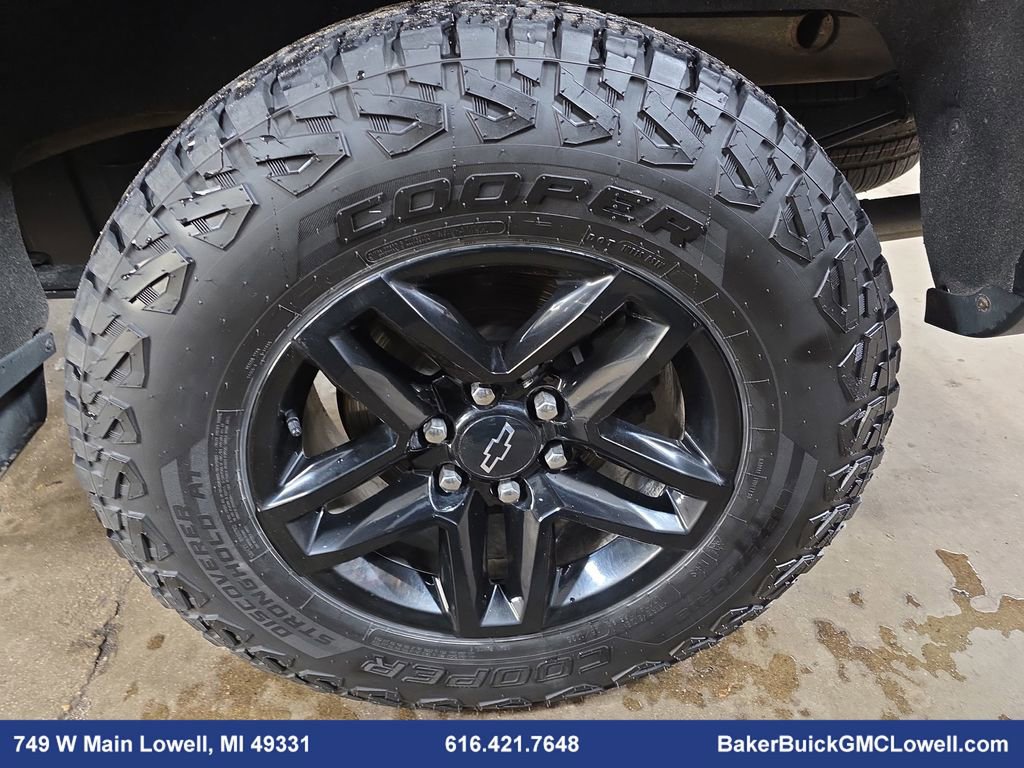 Used 2022 Chevrolet Silverado 1500 LT Trail Boss w/ Bed Protection Package image 31