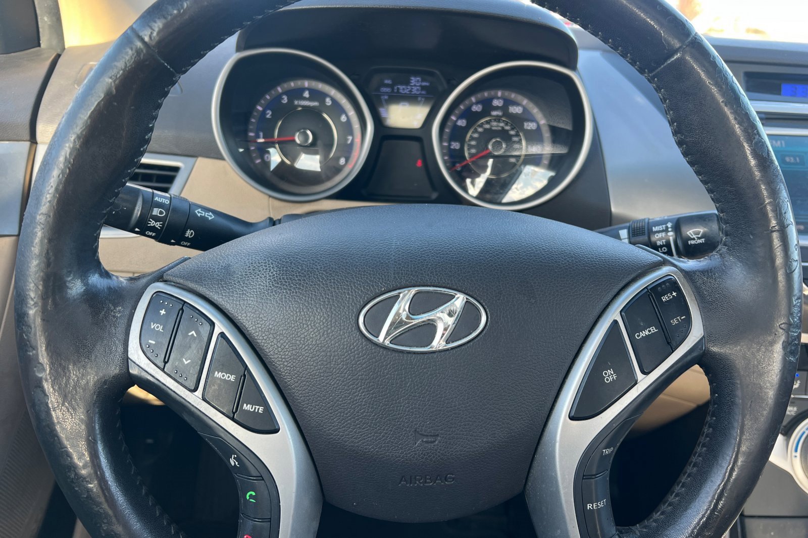 Used 2012 Hyundai Elantra Limited w/ Technology Pkg 5 image 20