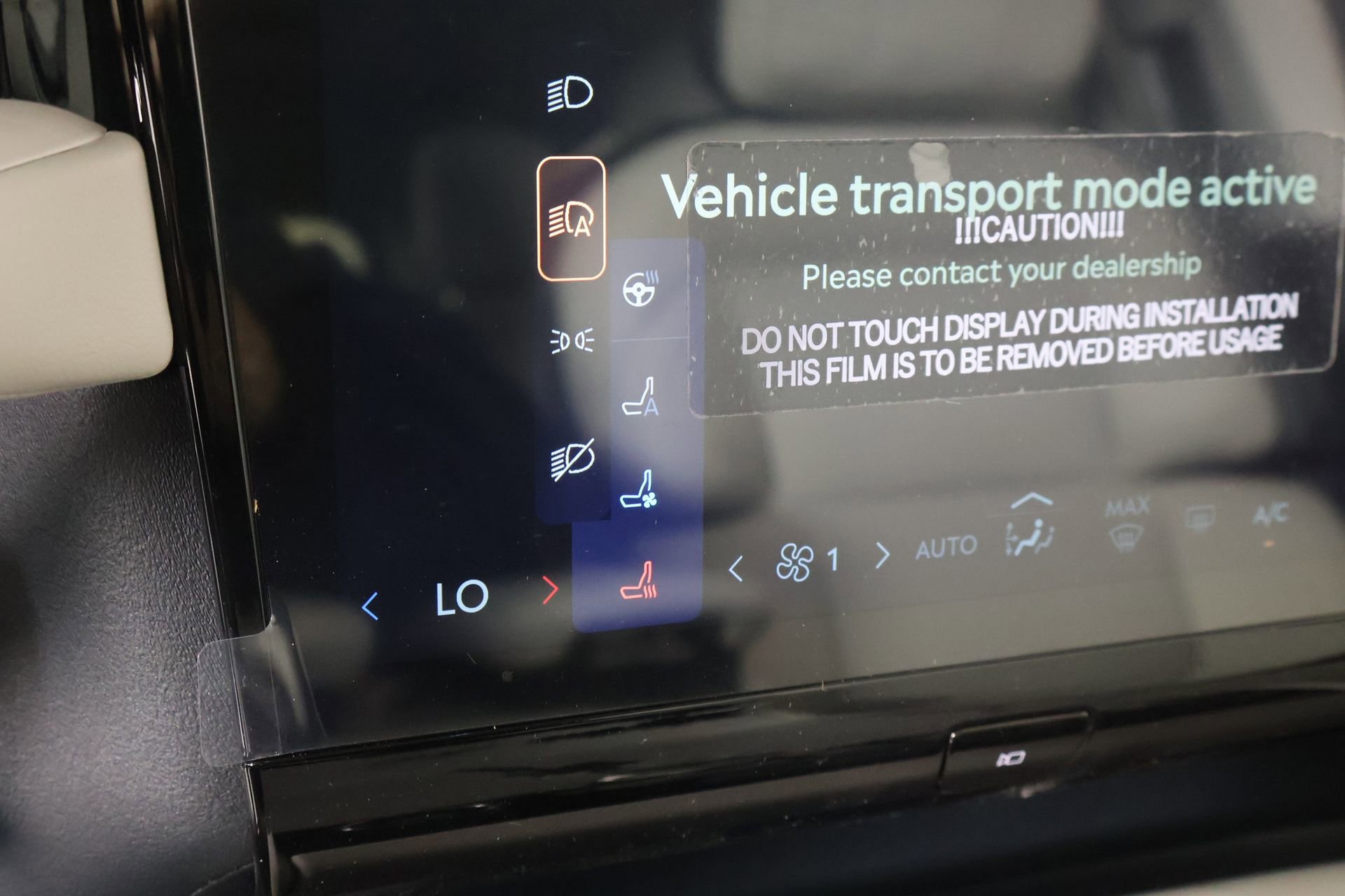 New 2026 Lincoln Navigator Premiere image 7