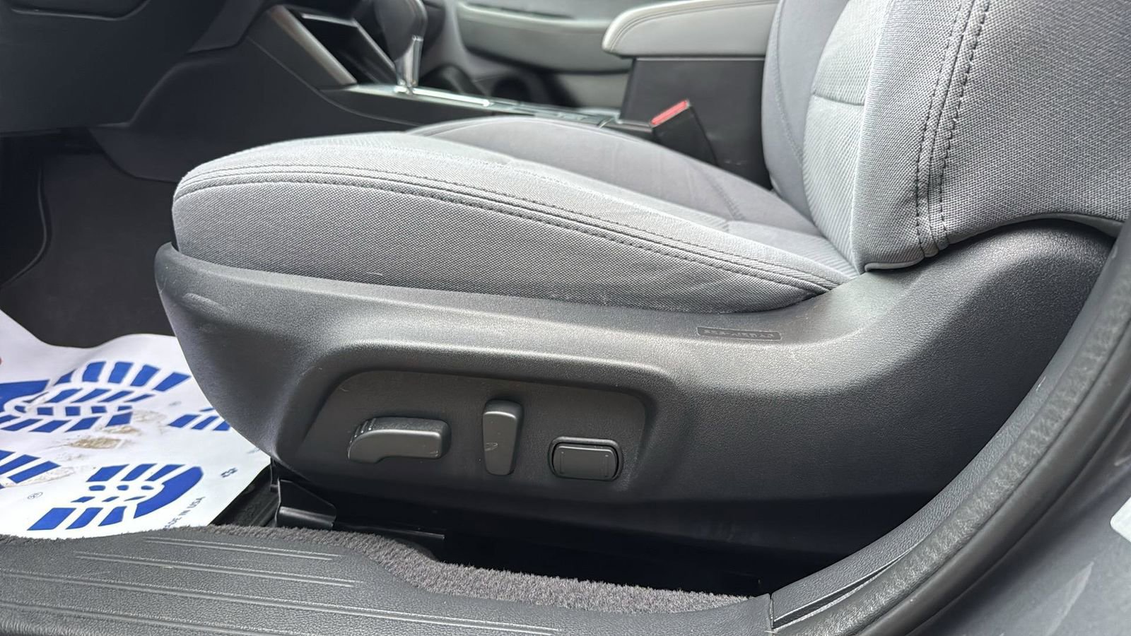 Used 2018 Subaru Legacy 2.5i Premium image 11