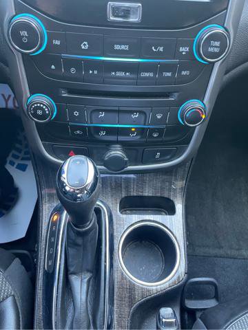 Used 2016 Chevrolet Malibu LT FWD image 22