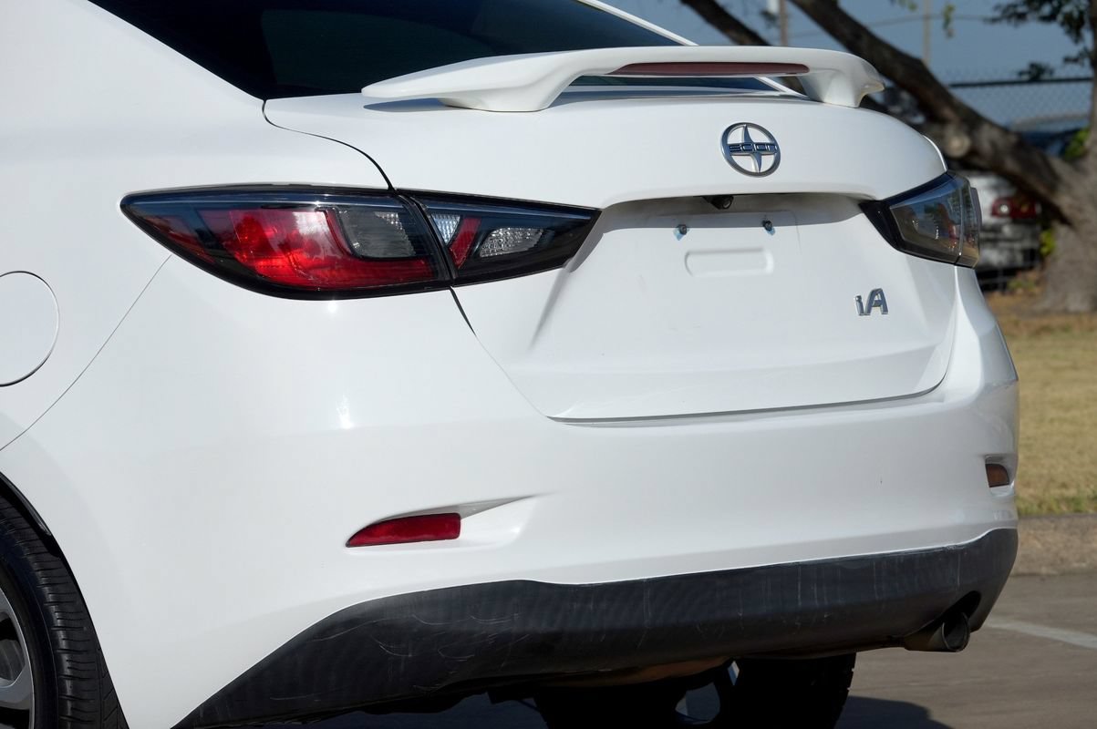 Used 2016 Scion iA FWD image 31