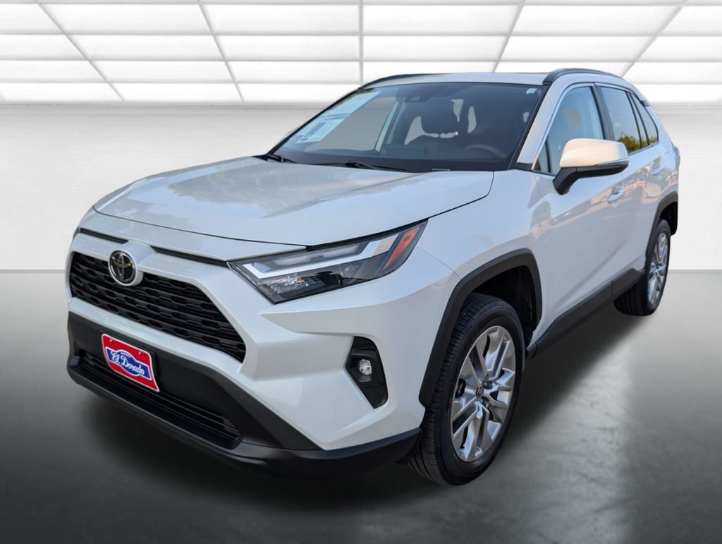 Used 2025 Toyota RAV4 XLE Premium FWD image 24