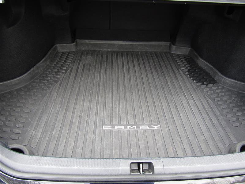 Used 2025 Toyota Camry SE image 38