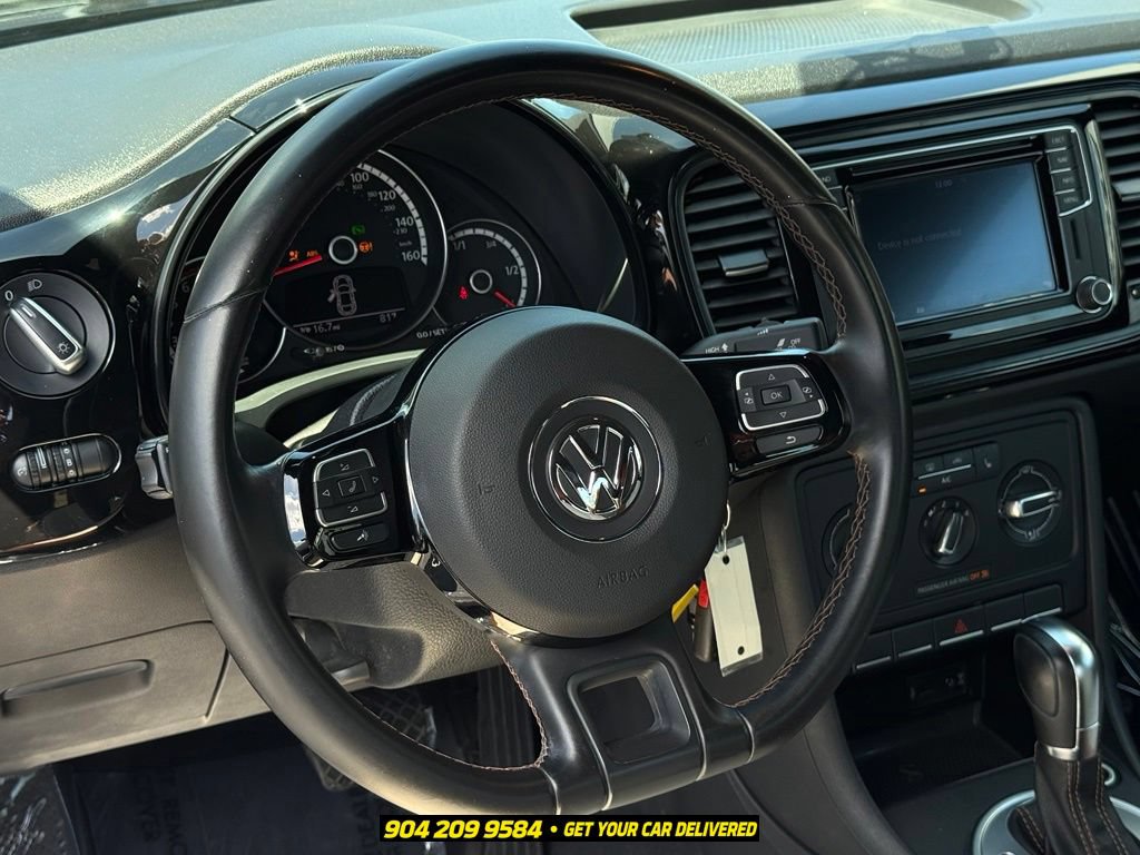 Used 2016 Volkswagen Beetle 1.8T Classic FWD image 14