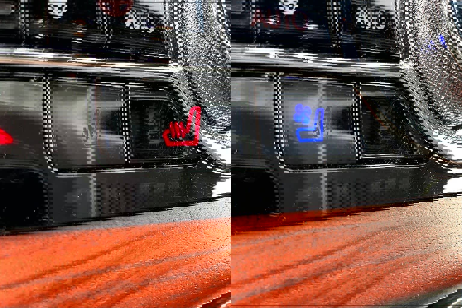 Used 2023 Lincoln Aviator Reserve w/ Equipment Group 201A image 34