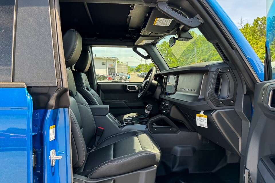 New 2026 Ford Bronco Big Bend w/ Black Diamond Package AWD/4WD image 13