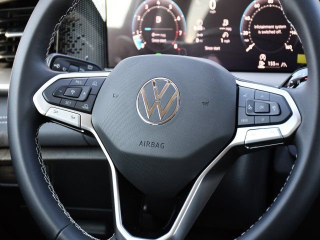 New 2026 Volkswagen Tiguan SE AWD/4WD image 20