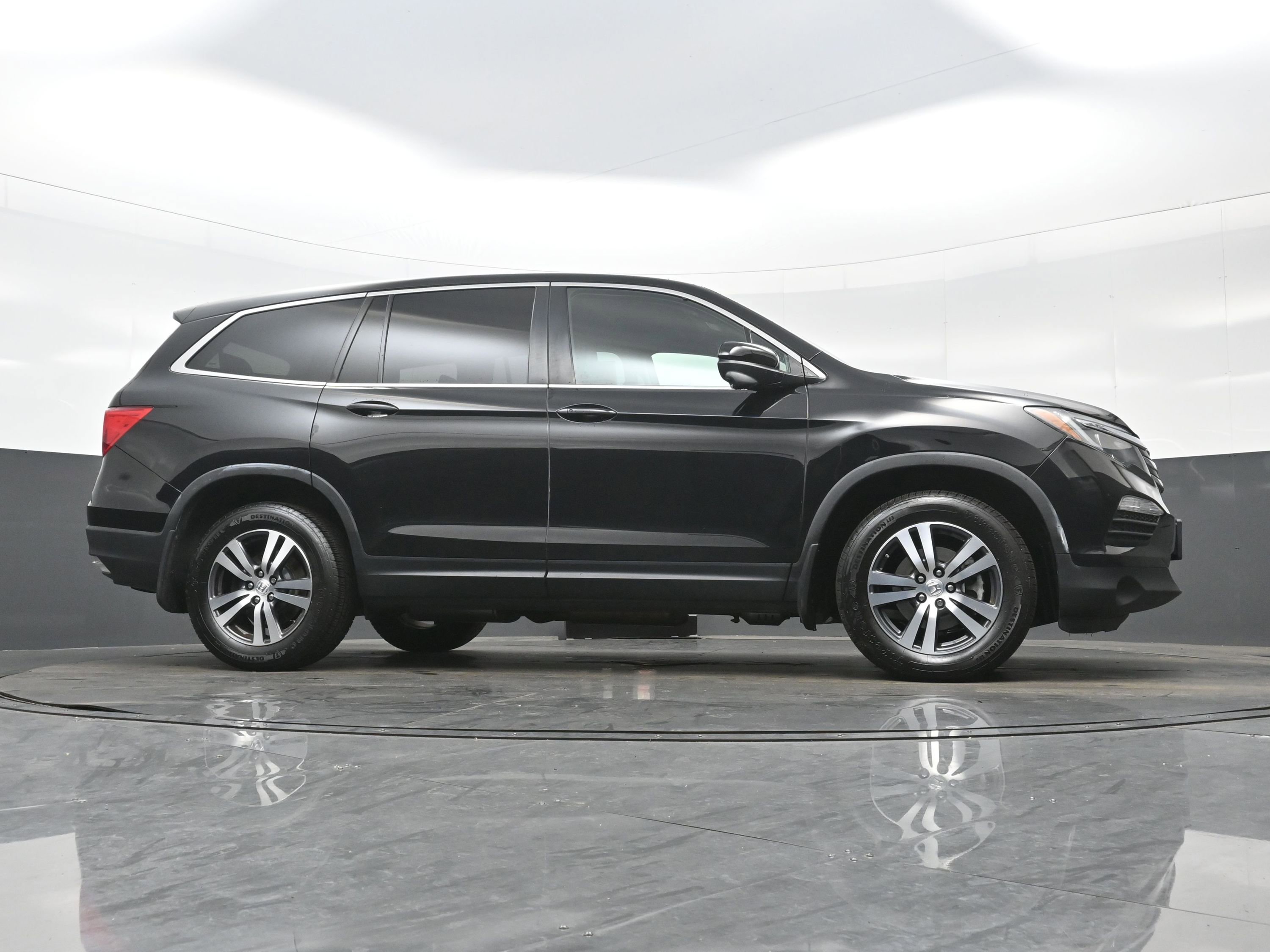 Used 2017 Honda Pilot EX-L image 33