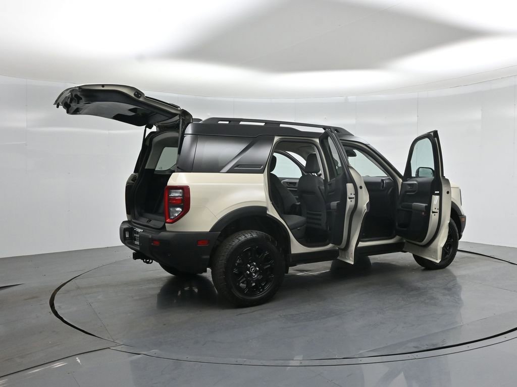 Certified 2025 Ford Bronco Sport Badlands image 6