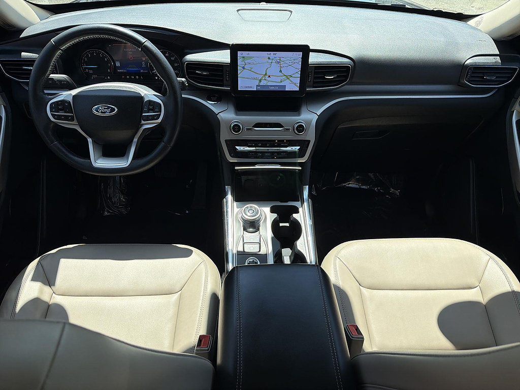 Used 2023 Ford Explorer XLT w/ Equipment Group 202A AWD/4WD image 19