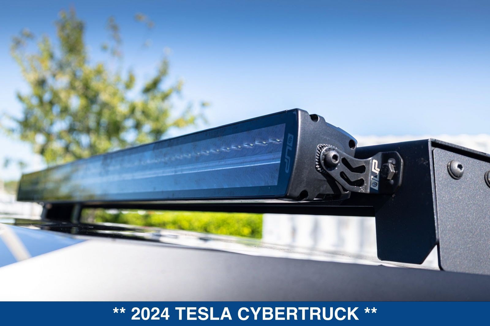 Used 2024 Tesla Cybertruck Cyberbeast AWD/4WD image 21