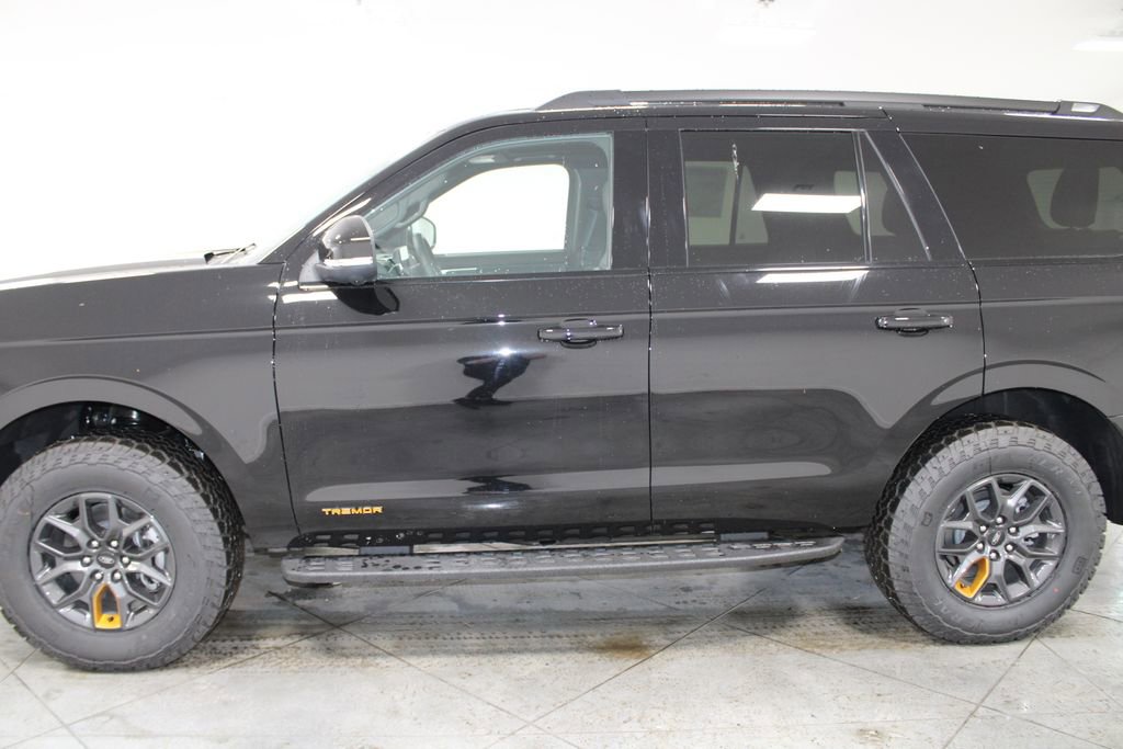 New 2026 Ford Expedition Tremor image 5