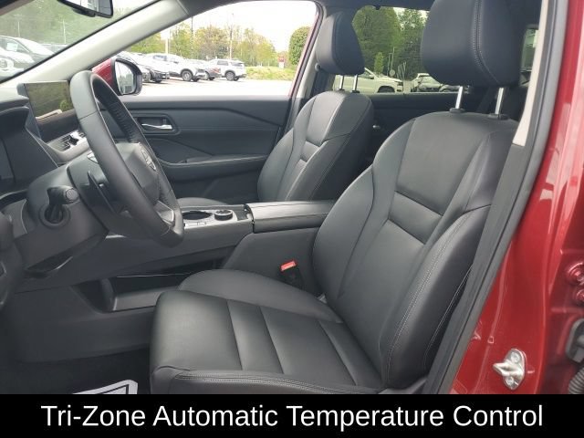 Certified 2025 Nissan Rogue SL w/ SL Premium Package AWD/4WD image 23
