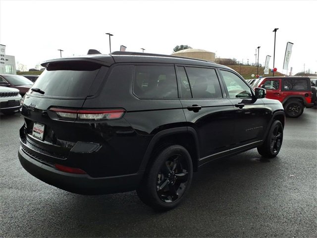 New 2025 Jeep Grand Cherokee L Altitude image 4