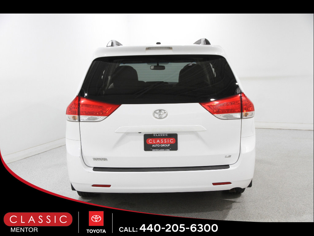 Used 2012 Toyota Sienna LE w/ Towing Pkg image 19
