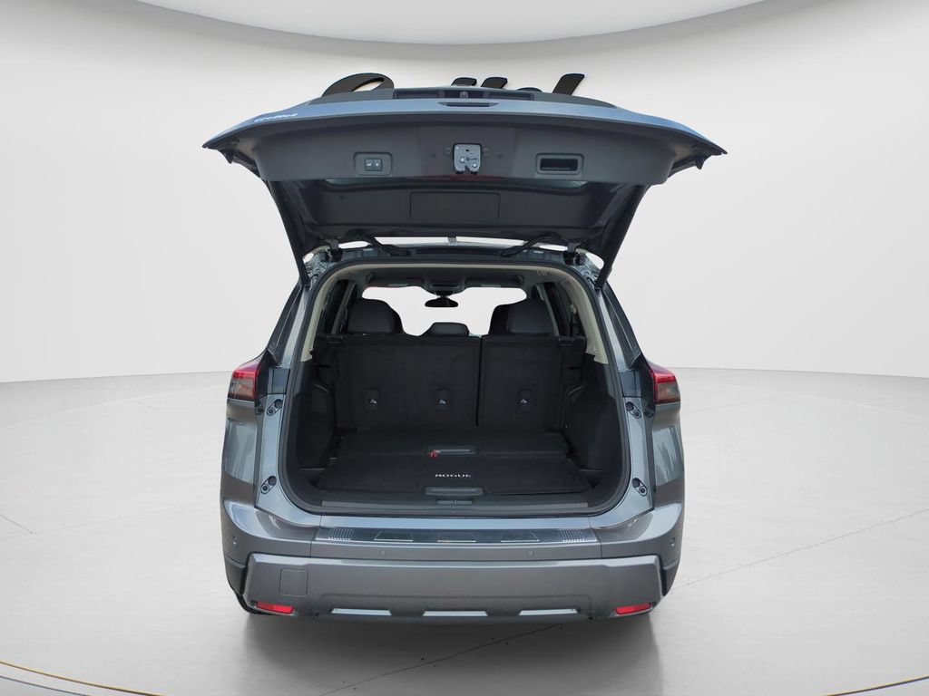 Certified 2024 Nissan Rogue SL FWD image 24