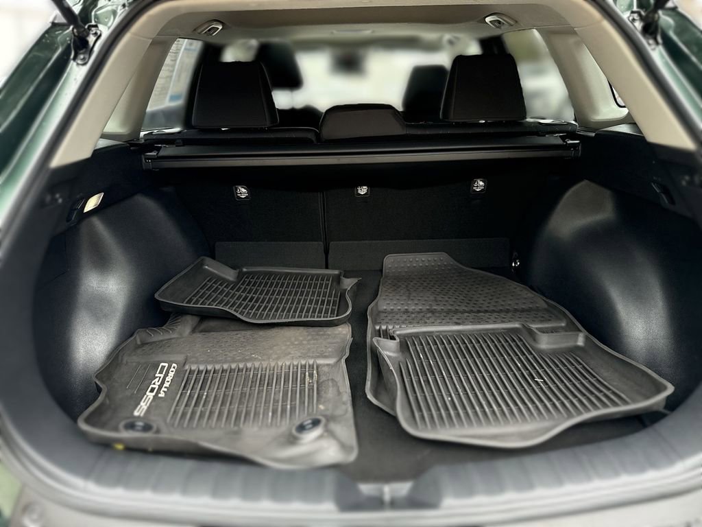 Used 2023 Toyota Corolla Cross LE w/ Moonroof Package image 20