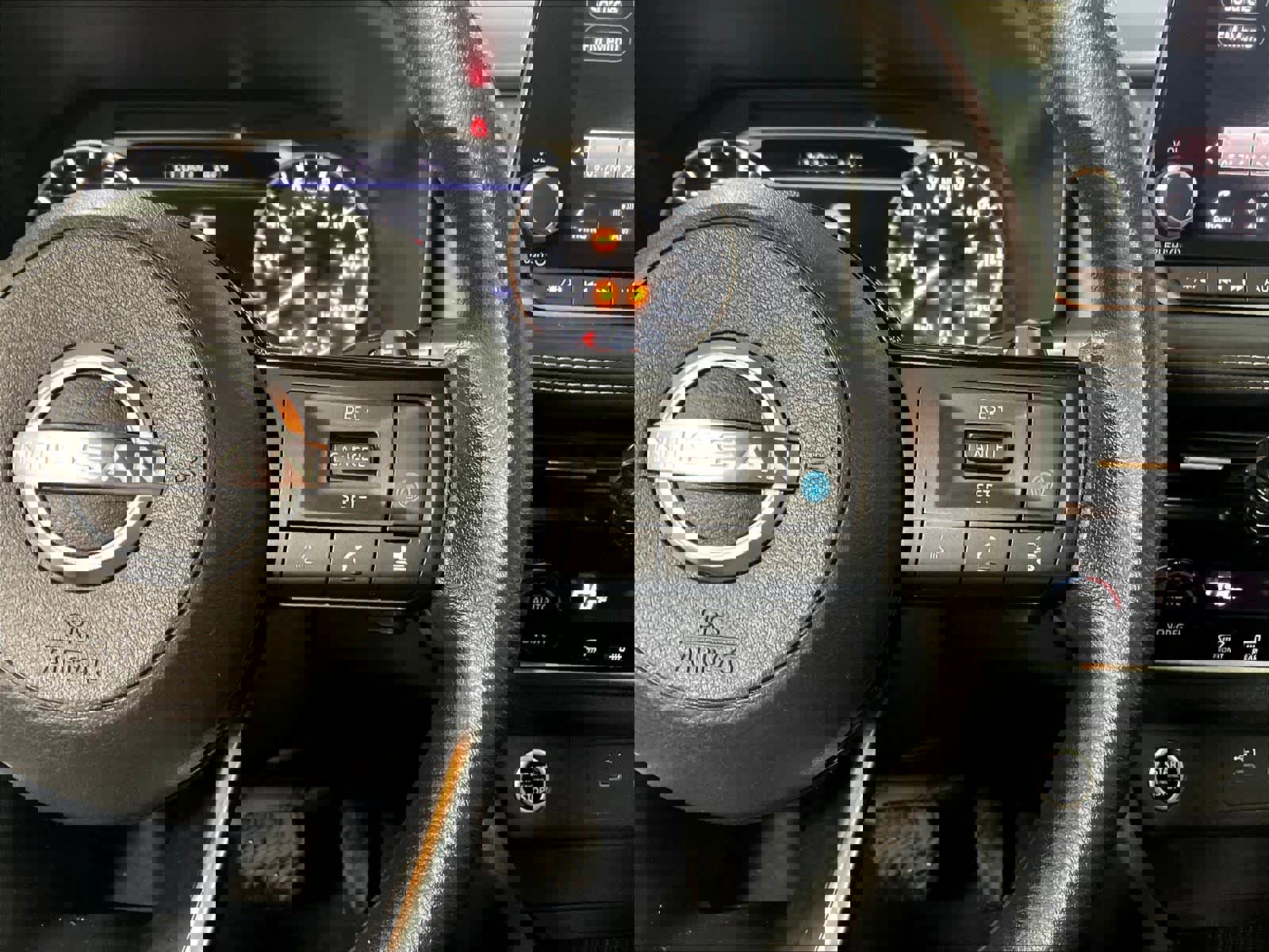 Certified 2022 Nissan Rogue SV image 23