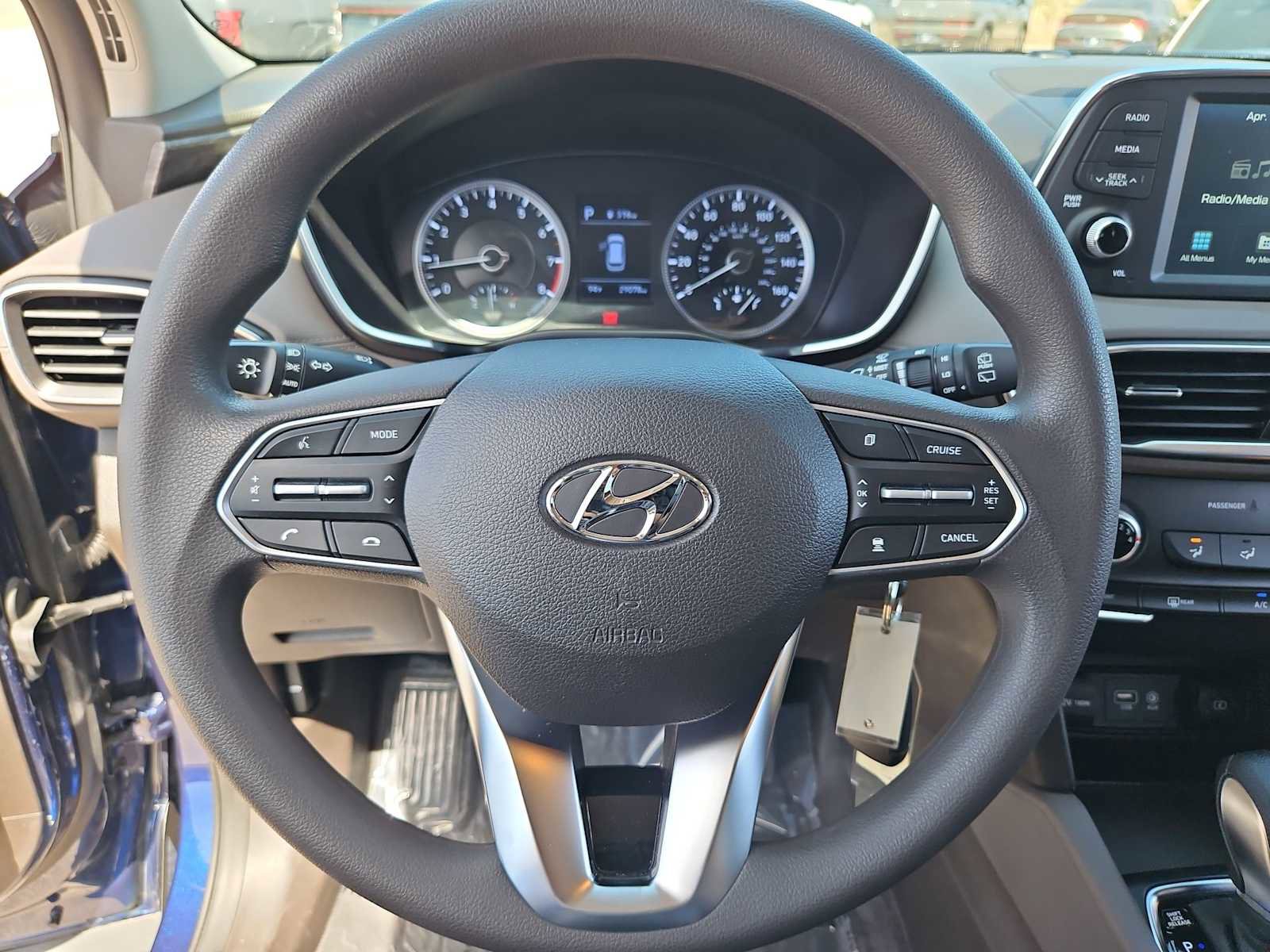 Used 2020 Hyundai Santa Fe SE w/ Cargo Package image 22