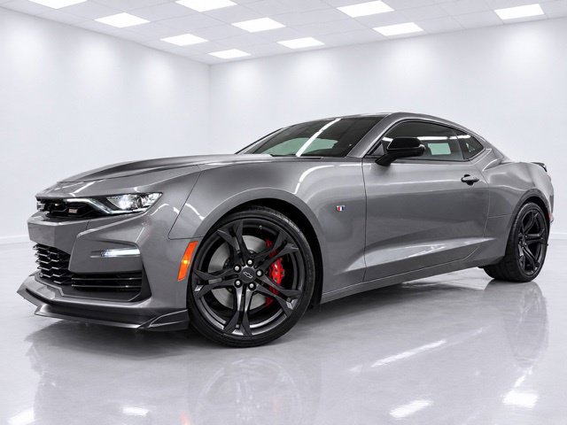 Used 2022 Chevrolet Camaro SS RWD image 4