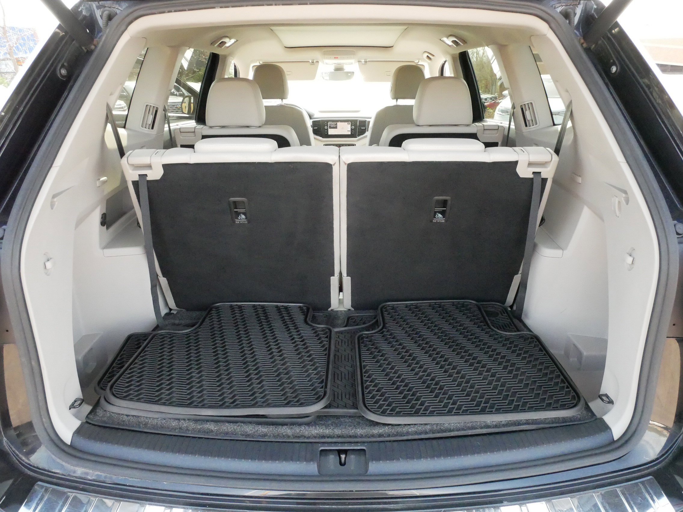 Used 2019 Volkswagen Atlas SEL AWD/4WD image 18