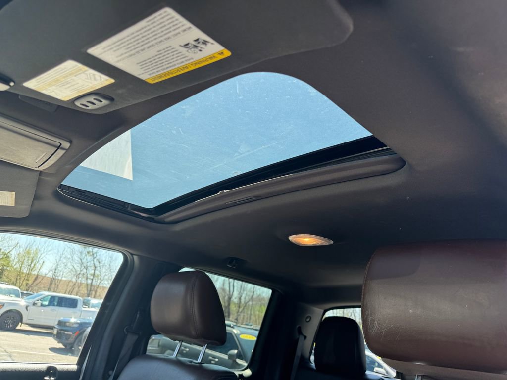 Used 2011 Ford F150 Platinum AWD/4WD image 39