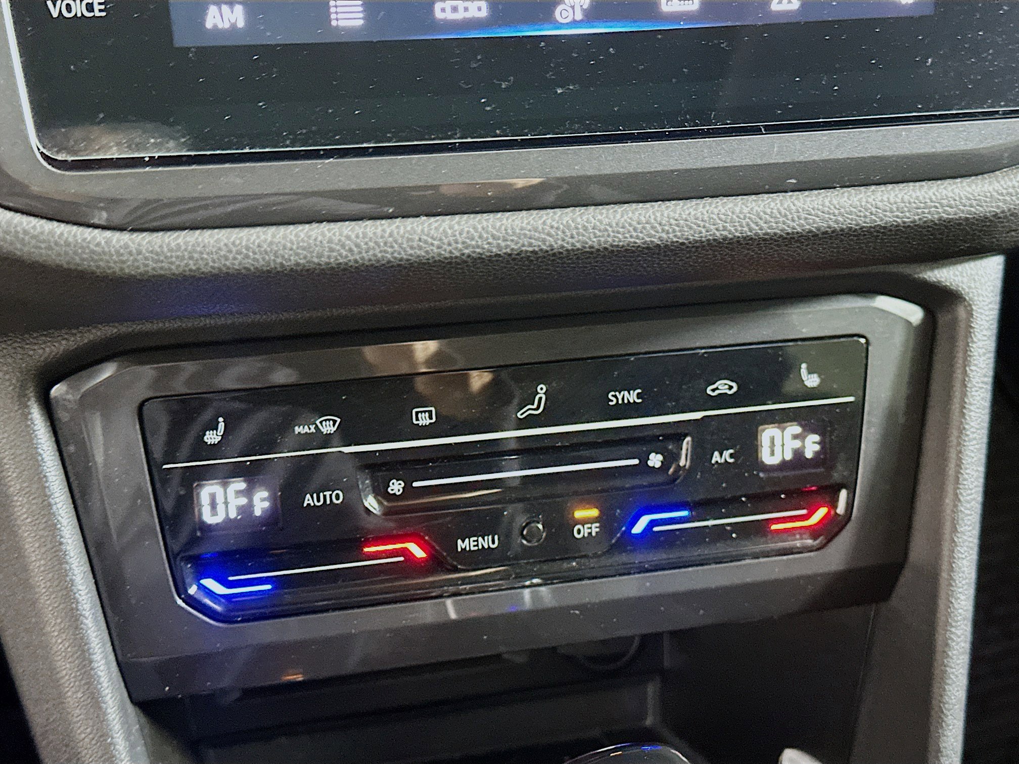 Used 2022 Volkswagen Tiguan SE w/ Panoramic Sunroof Package image 23