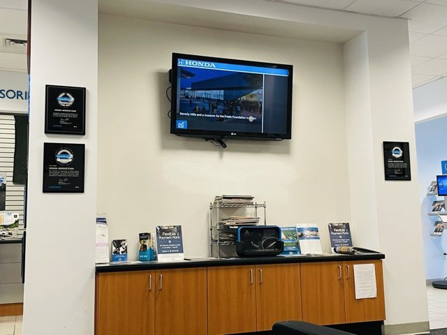 Used 2017 Volkswagen GTI S image 20