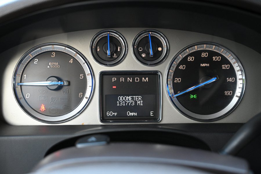 Used 2014 Cadillac Escalade Premium AWD/4WD image 25