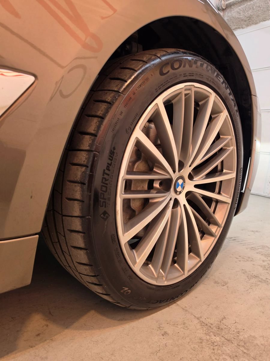 Used 2018 BMW 540i RWD image 24