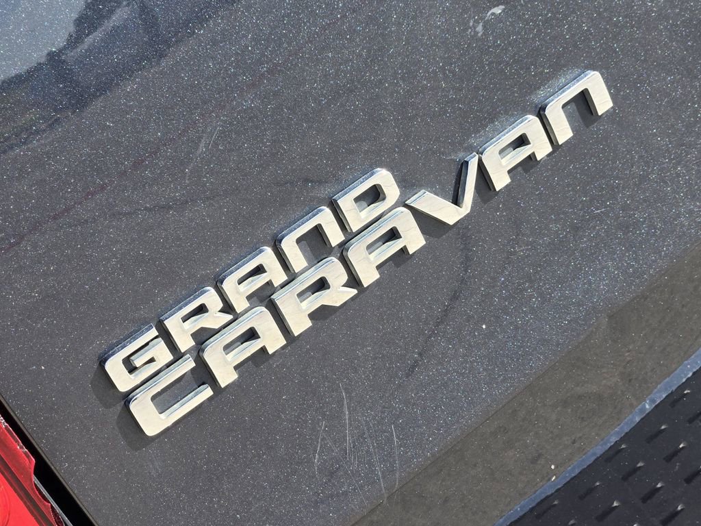 Used 2014 Dodge Grand Caravan SXT FWD image 10