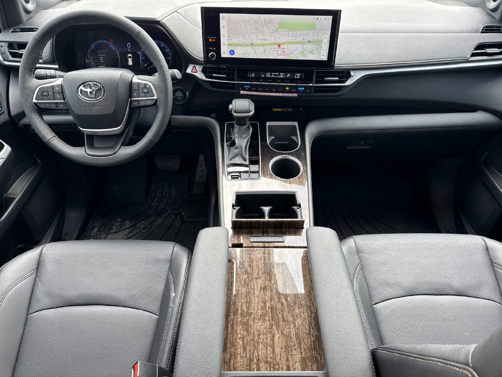 Certified 2026 Toyota Sienna Limited AWD/4WD image 13